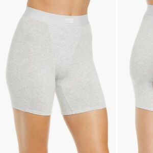 NWT Skims Boyfriend boxers